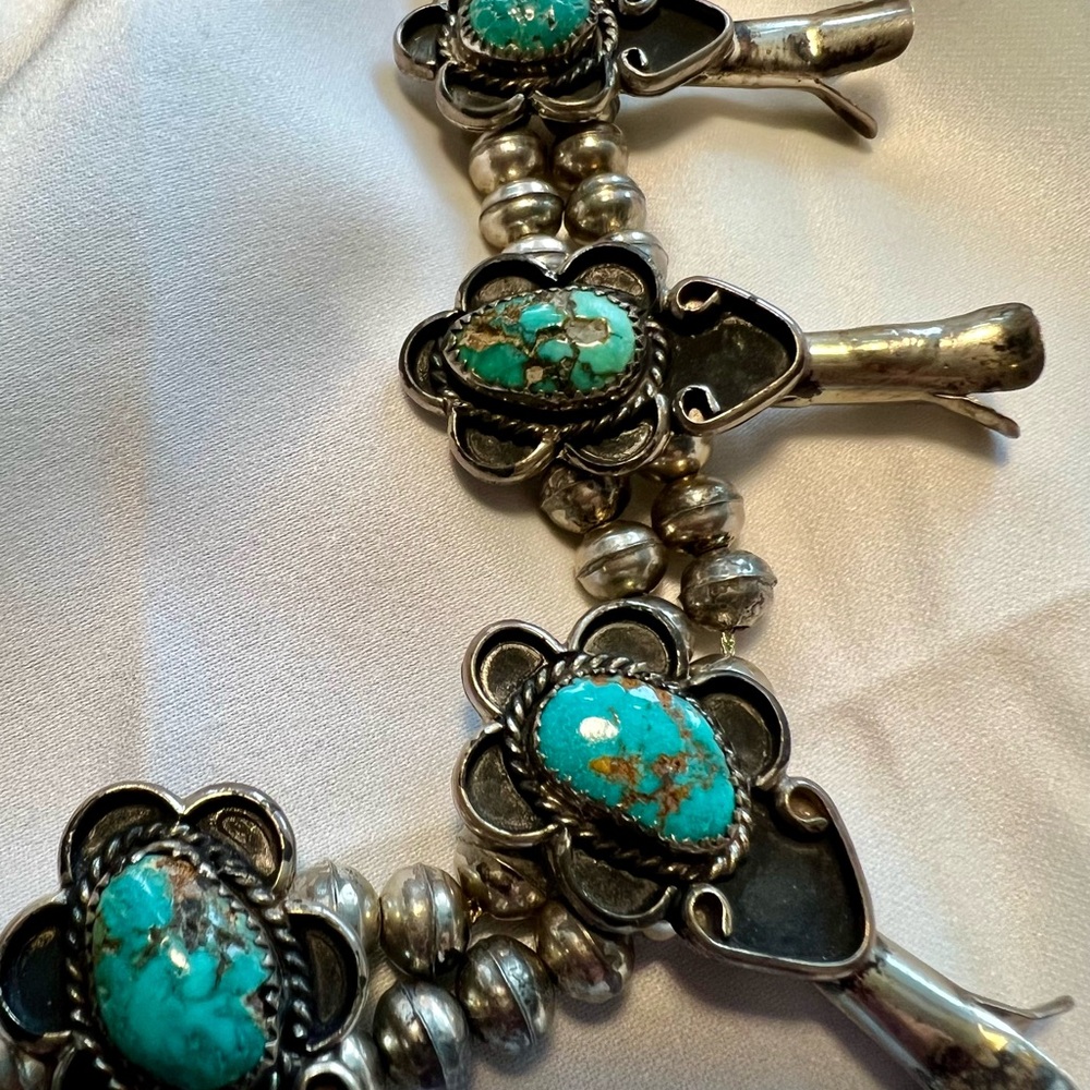 Beautiful Squash Blossom Turquoise Necklace SS 925 C11, 215 grams. - Picture 11 of 16
